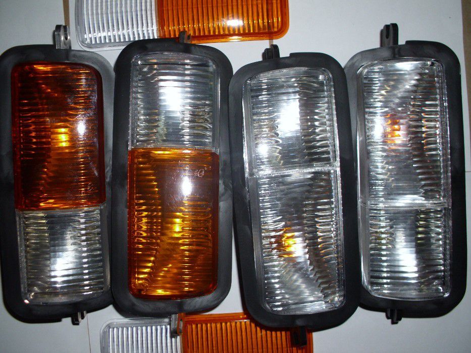 Подфарники стекло Нива Тайга ваз 2121 нового оброзца. ЗАВОД.