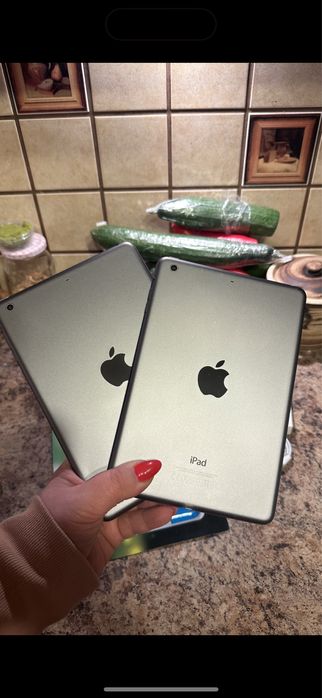 Tablet iPad Apple - 2 sztuki - super stan