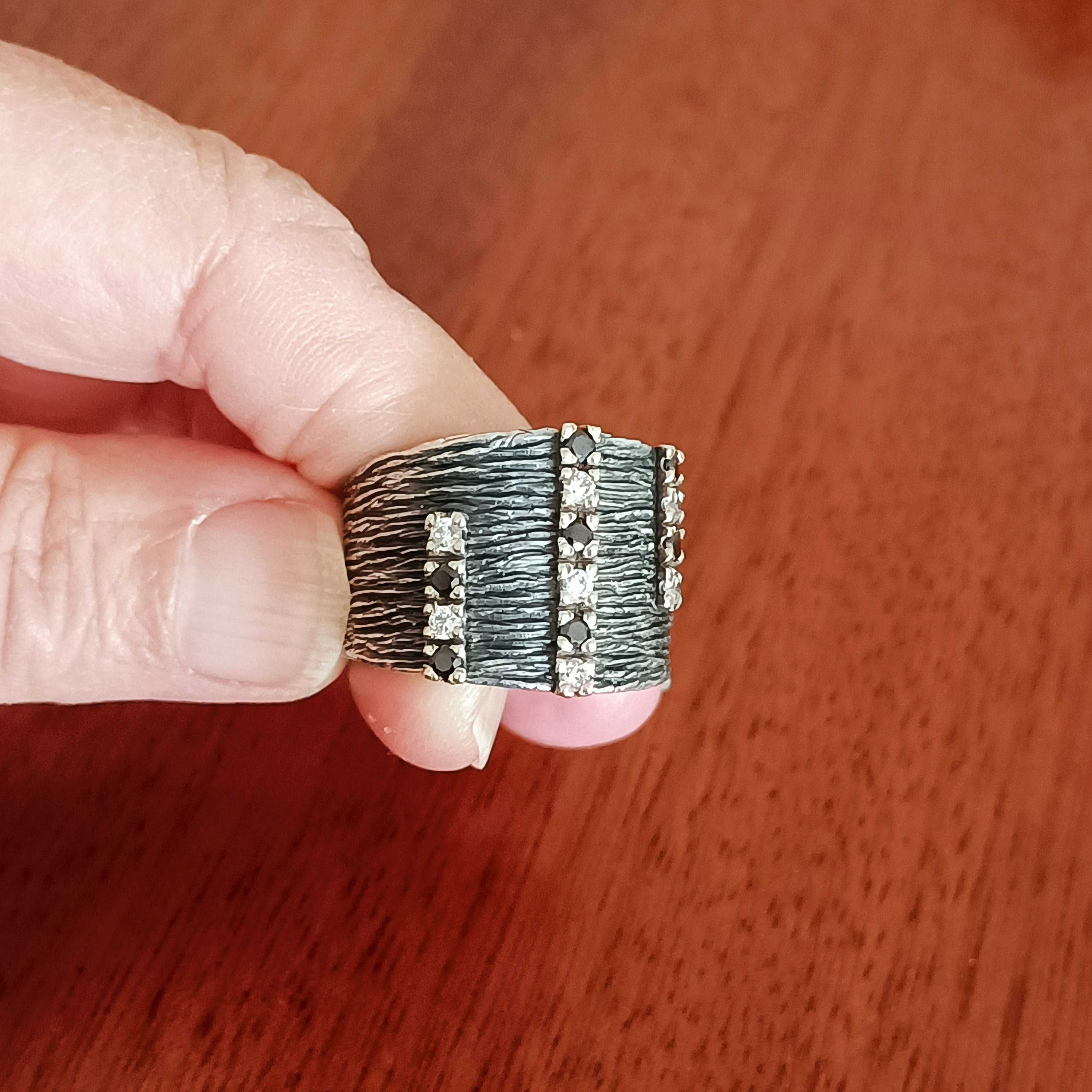 Anel em prata portuguesa com contraste e zirconias