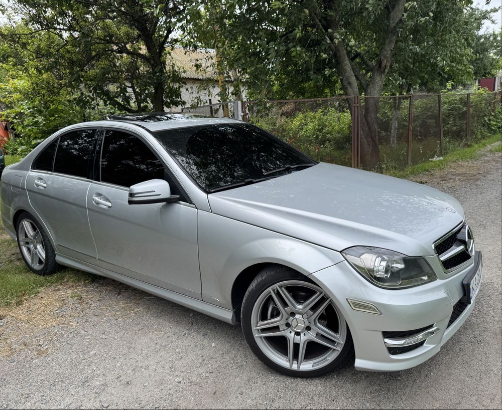 Mercedes-Benz C-Class 2014