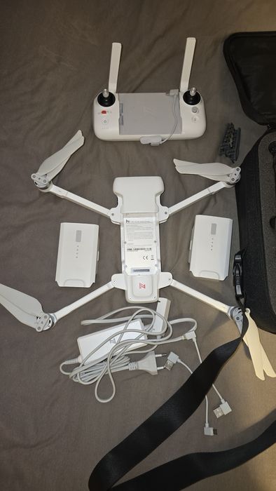 Sprzedam drona Fimi X8 2020, 2 baterie, 4K, torba, mało używany