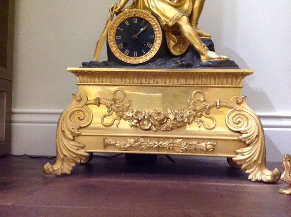 Дворцовые каминные часы. Франция, 19 век. Бронза, золочение.