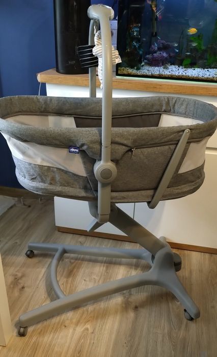 Łóżeczko, leżaczek, krzesełko do karmienia  Chicco Baby Hug Air 4 w 1