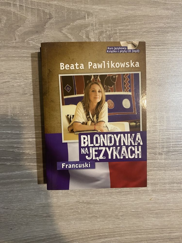 Blondynka na jezykach Francuski Pawlikowska