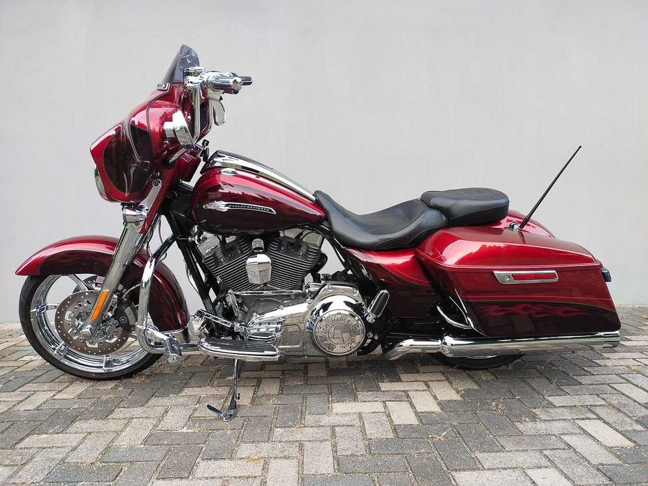 Harley-Davidson Flhx Street Glide CVO 110Ci 2012r.