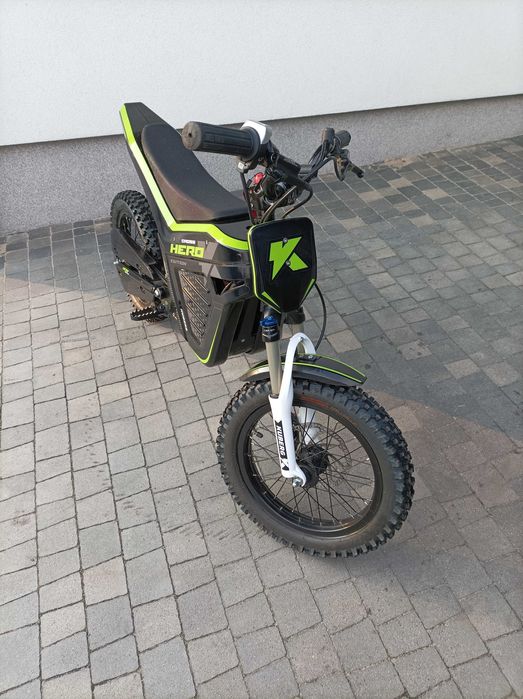 Kuberg Cross hero - elektryczny, europejski super motorek dla dzieci