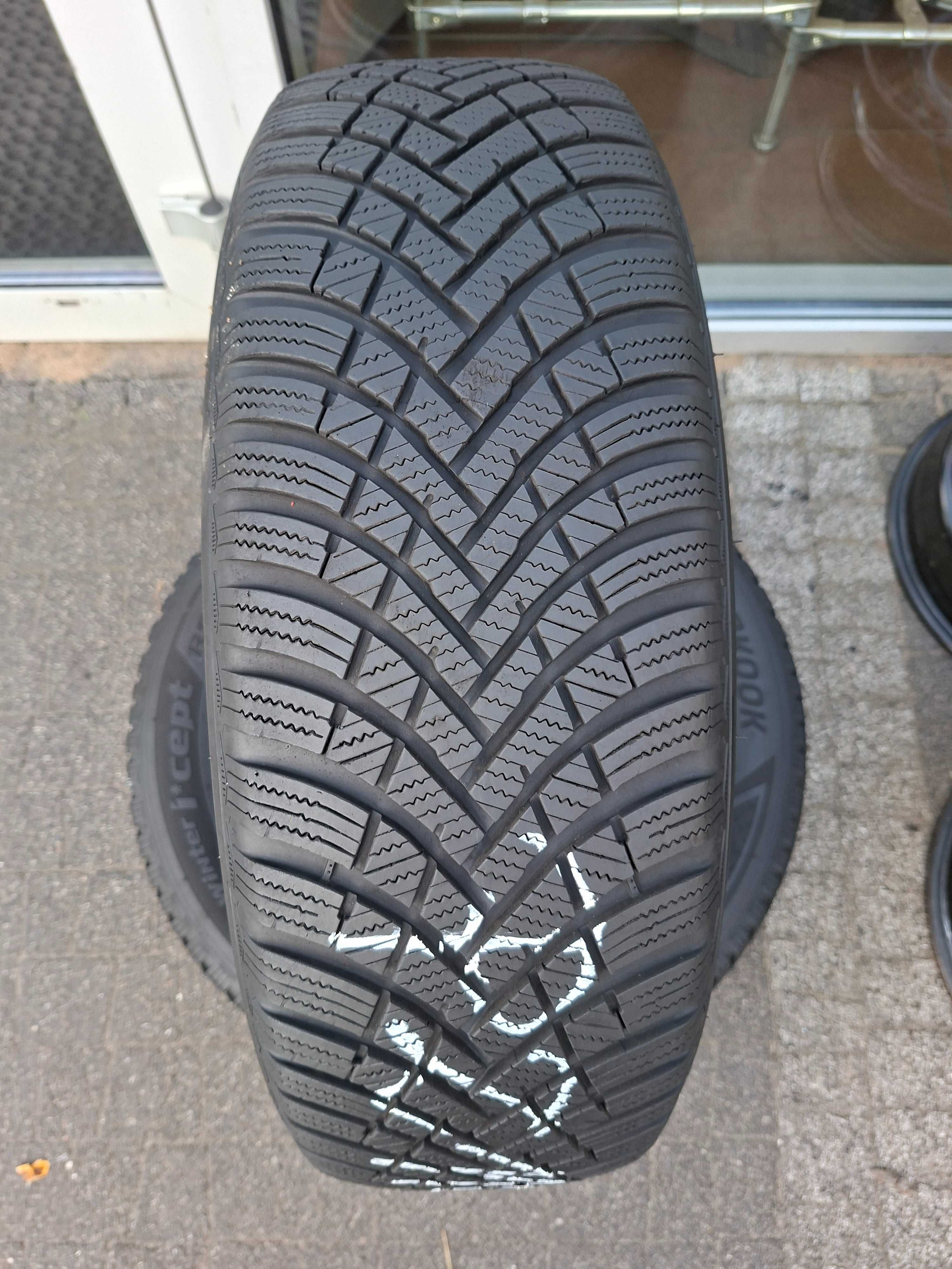 215/65R16 102H Hankook Winter i cept RS3 2022 para zima PZ110