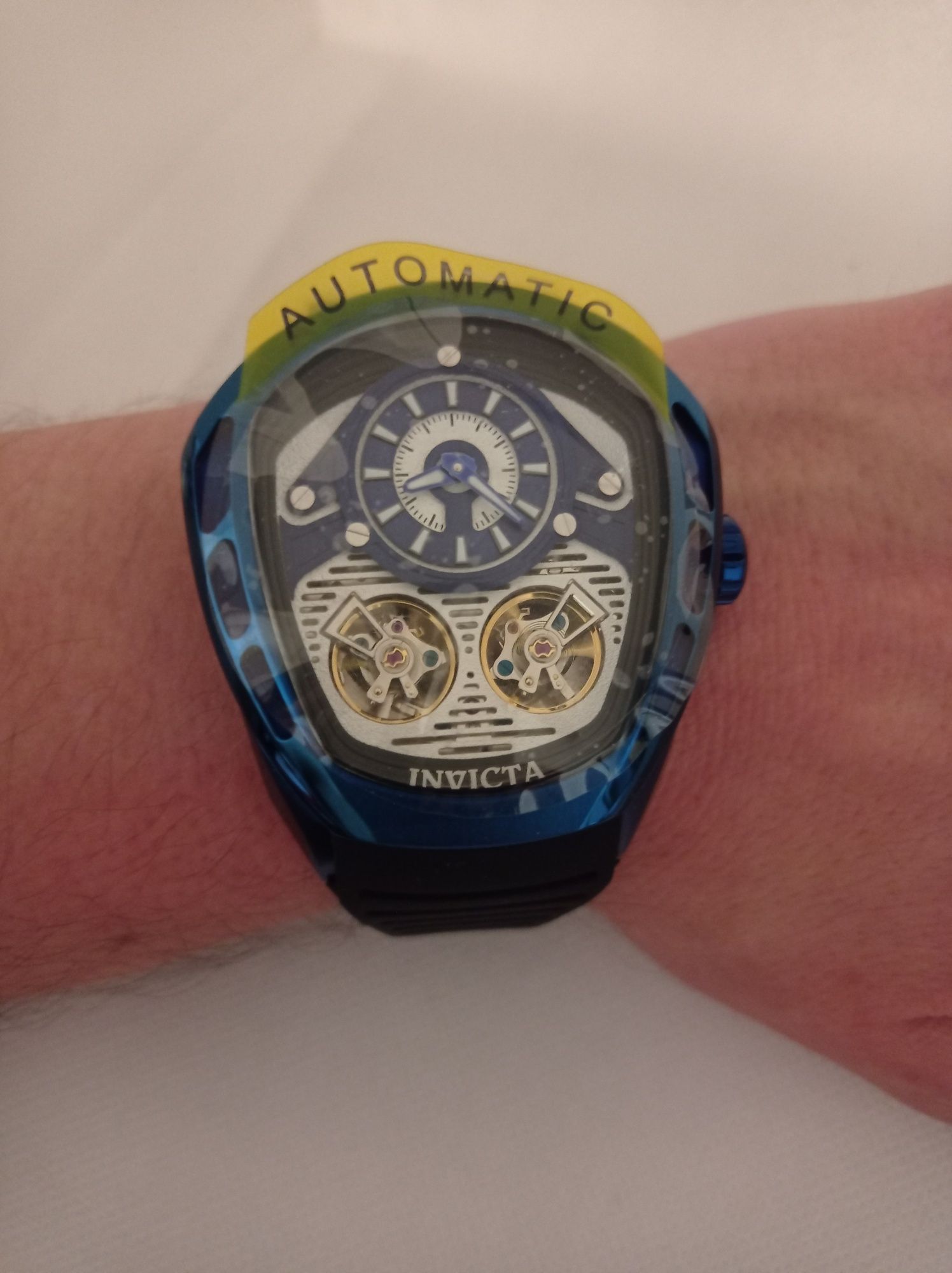 Zegarek męski Invicta Akula Automatic model 43864