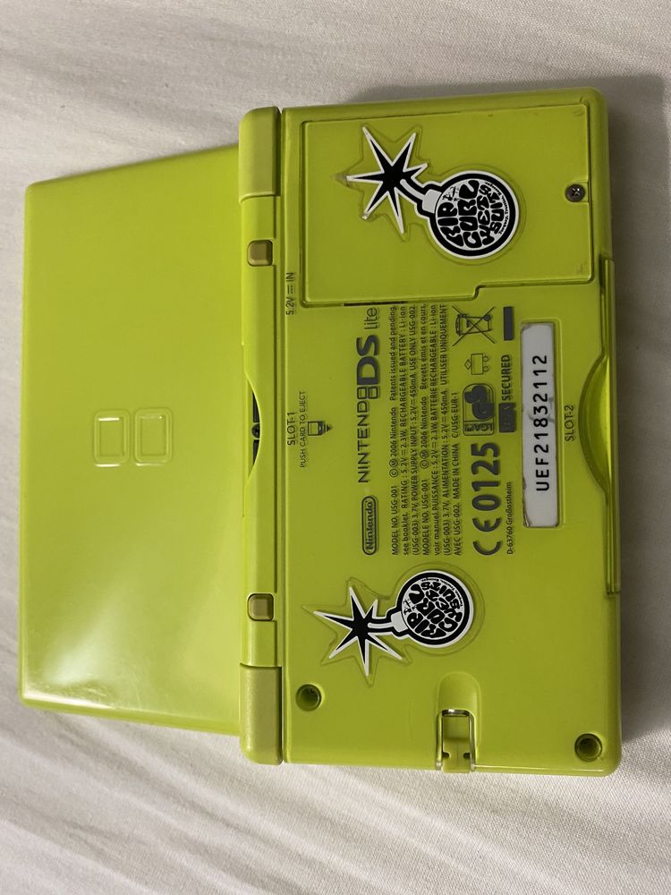 2 X Nintendo DS + 10 jogos