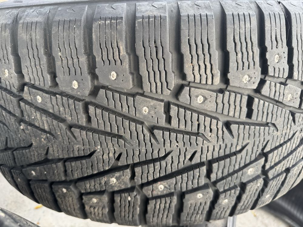 Шины Nokian Hakkapeliitta R2 SUV Розмір 275/45 r20