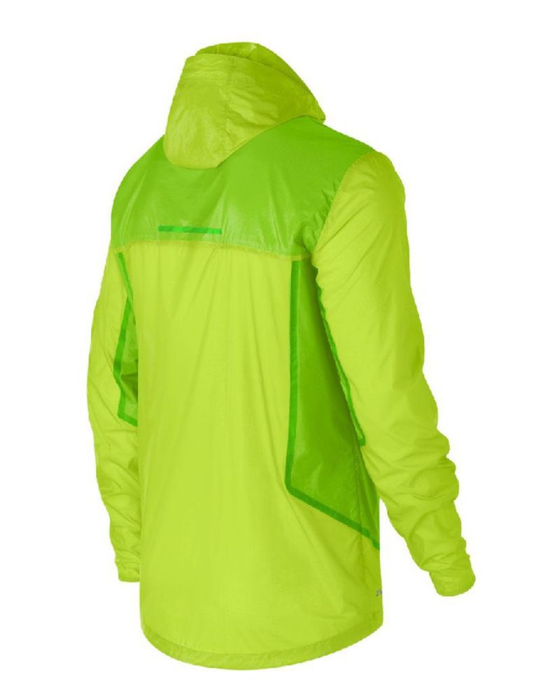 Вітрозахисна куртка NEW BALANCE Tech Training Rain Jacket