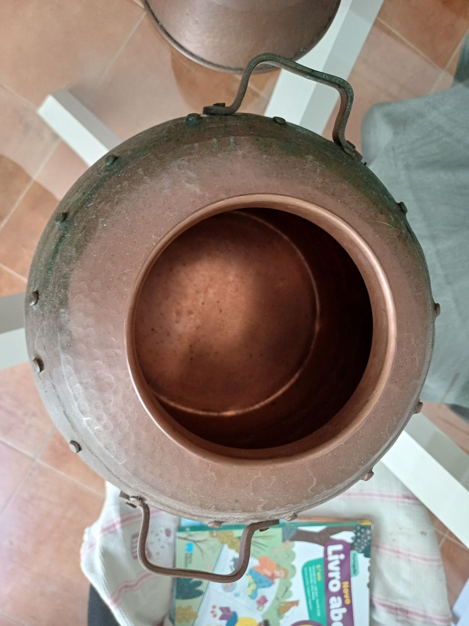 Alquitarra de cobre tradicional soldada
