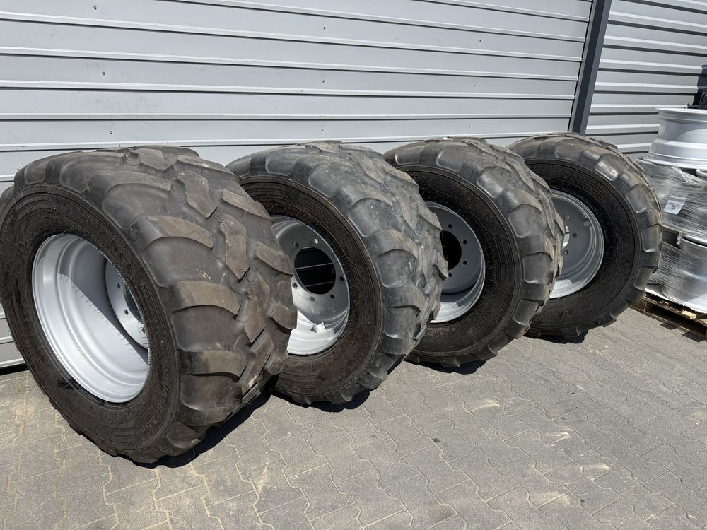 Komplet 4 kół 560/45R22.5 8 szpilek radialne jak nowe 560/45/22.5