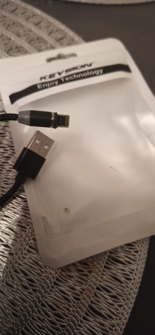 Kabel iPhone 2m ostatnie cztery sztuki