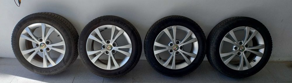 Felgi aluminiowe 16 - 5x110 z oponami zimowymi od Alfa Romeo Giulietta