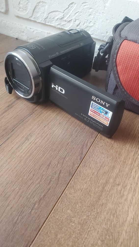 Відеокамера Sony Handycam HDR-CX530 Black HDRCX530