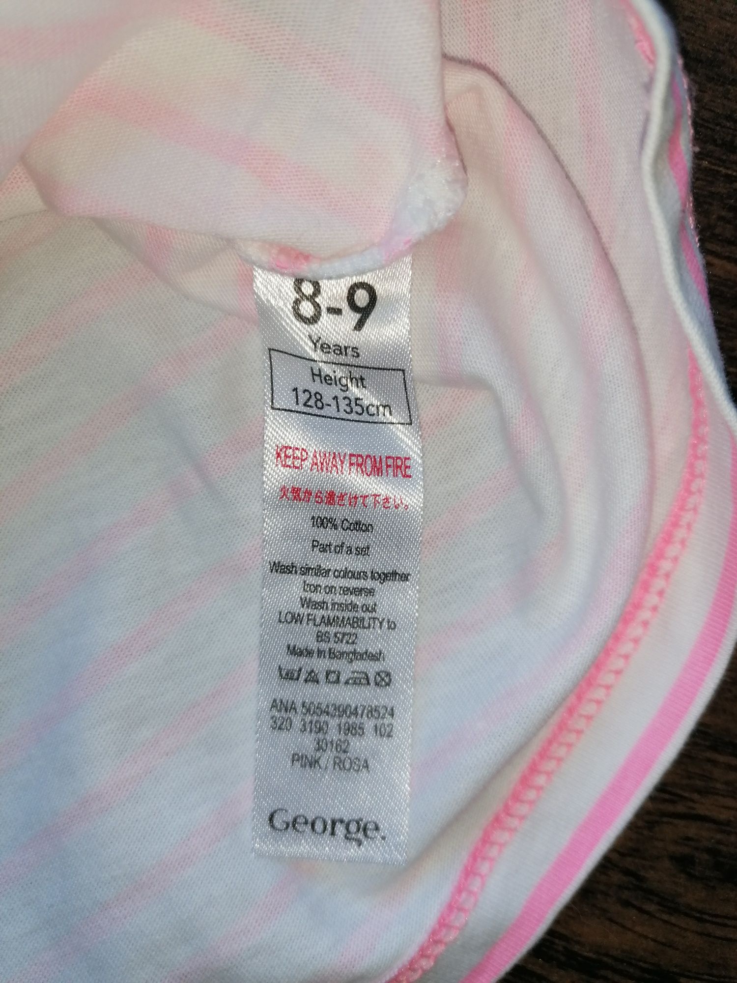 T-shirt 8-9 lat George