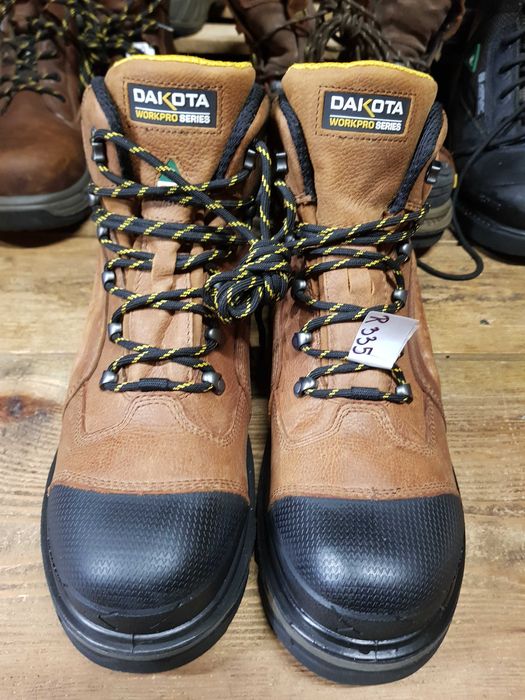 Buty robocze DAKOTA rozm 44 wkł 29 cm S3