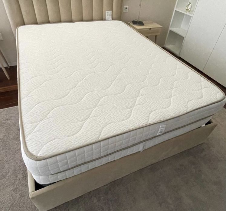 Colchoes de casal nunca usados.