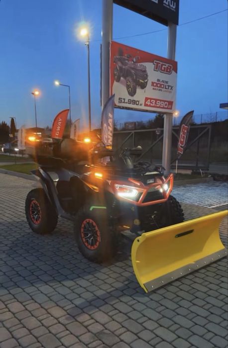 Odsniezanie posesji, parkingow, dróg wewnetrznych