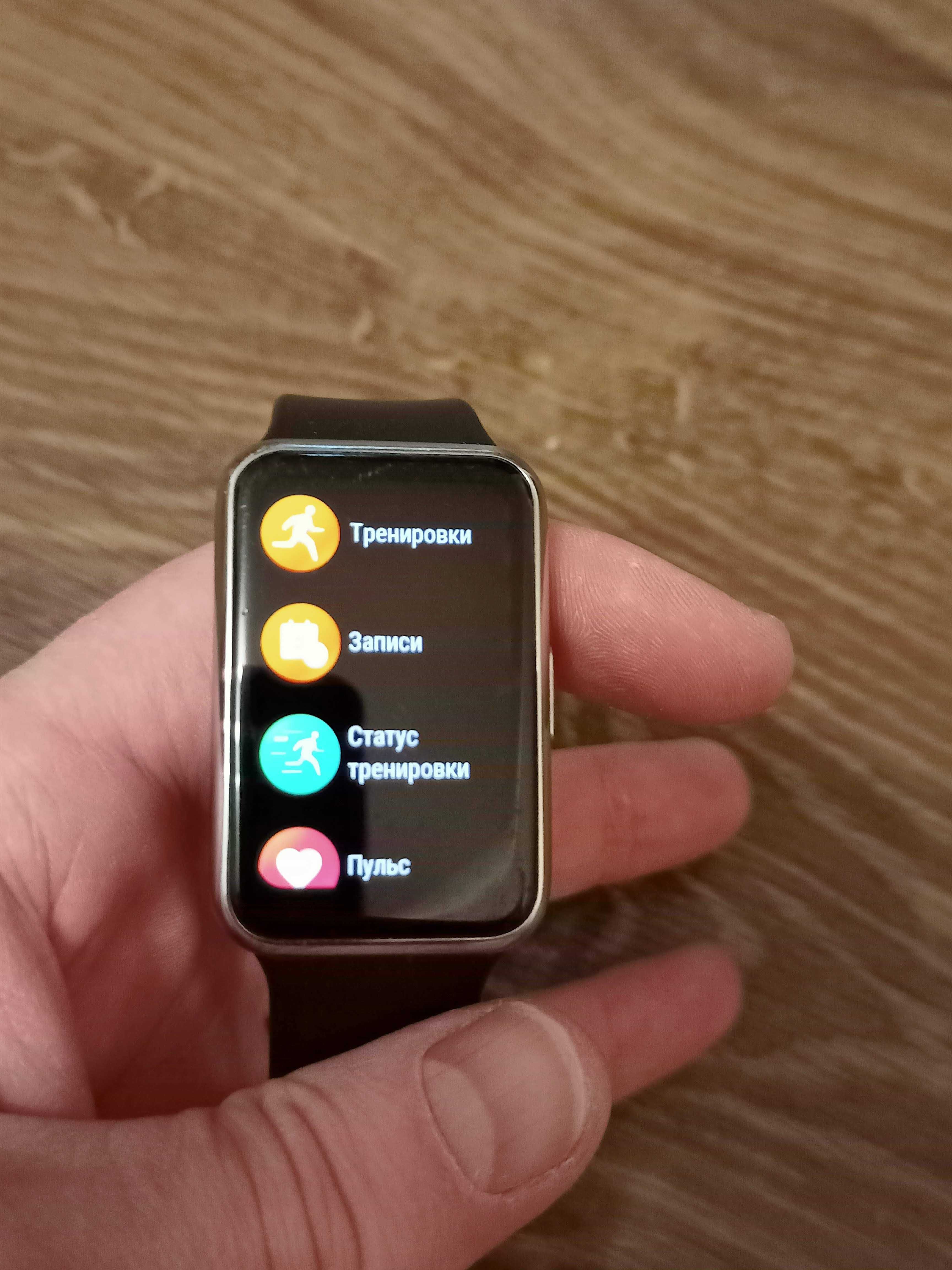 Смарт-годинник Huawei Watch FitWEI WATCH FIT