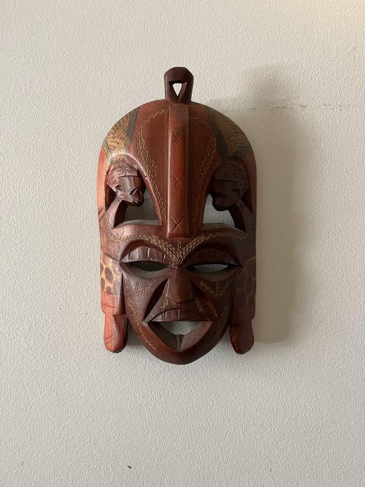 Mascaras em madeira