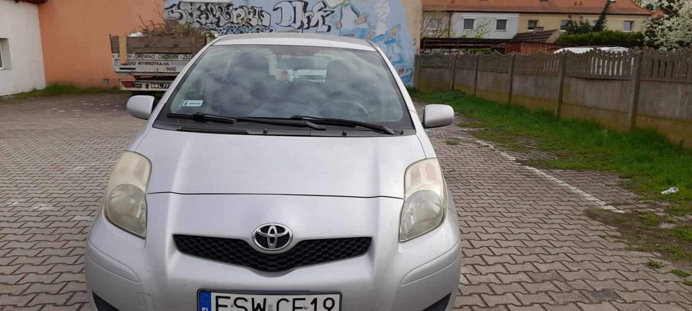 Toyota Yaris 1.0 Benzyna