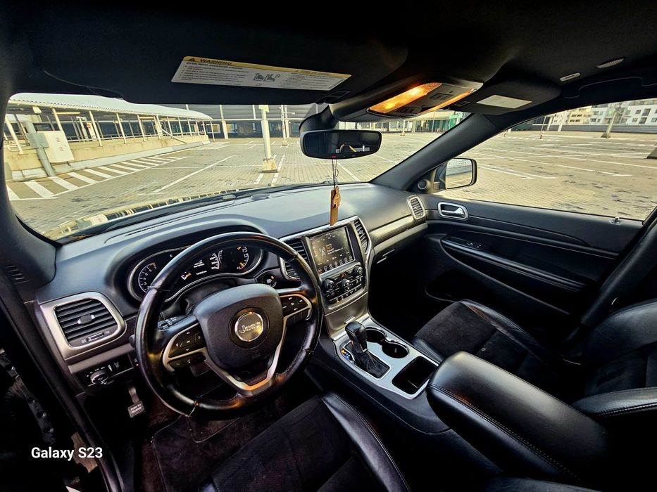 Jeep Grand Cherokee 3.6 V6 Laredo 4x4 – 2018 r. – Zadbany, prywatny,