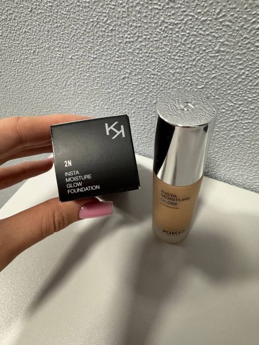 Тональный крем + хайлатер KIKO