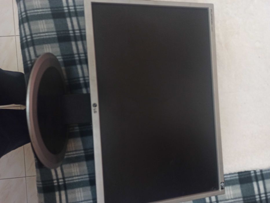 Monitor pc LG  19"