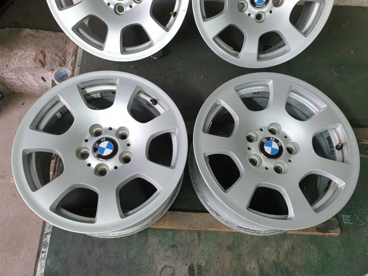 Felgi aluminiowe BMW R16 5x120 7JX16H2 IS 20 centr 72,6mm