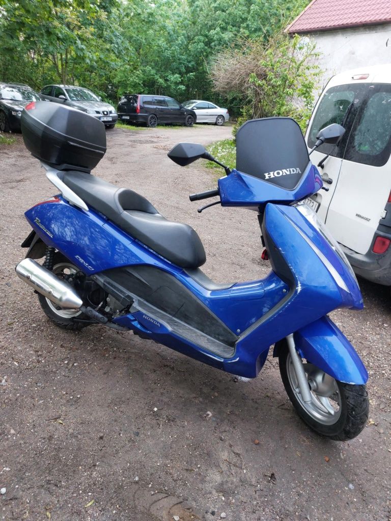 Skuter Honda pantheon 125