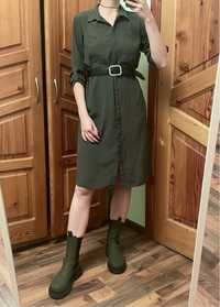 Сукня-сорочка зеленого кольору бренду primark, довжина міді