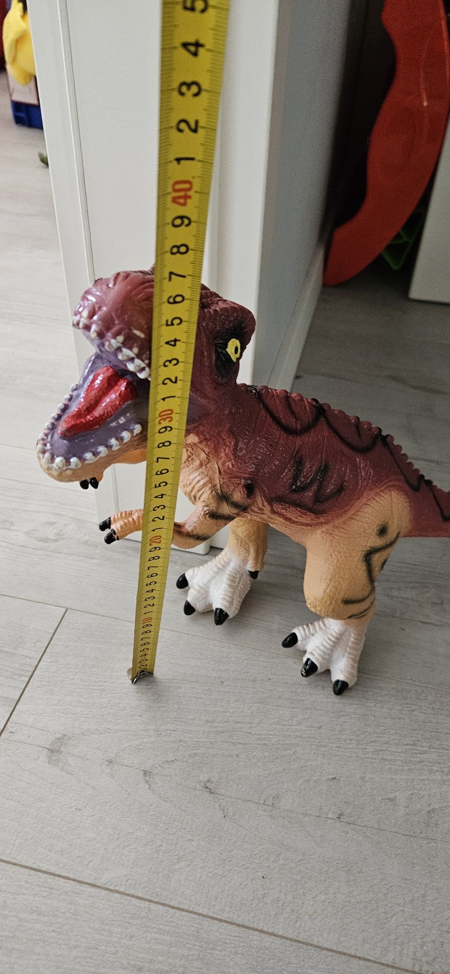 T-rex Gigant dinozaur 55cm gumowy, z dźwiękiem