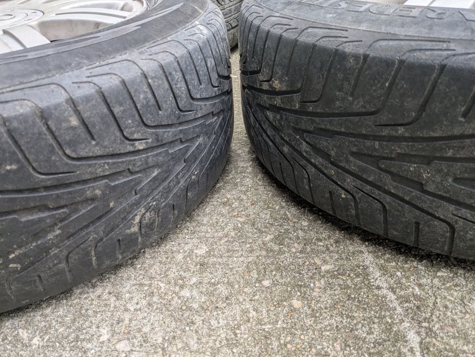 Jantes Audi com pneus 205/60/15