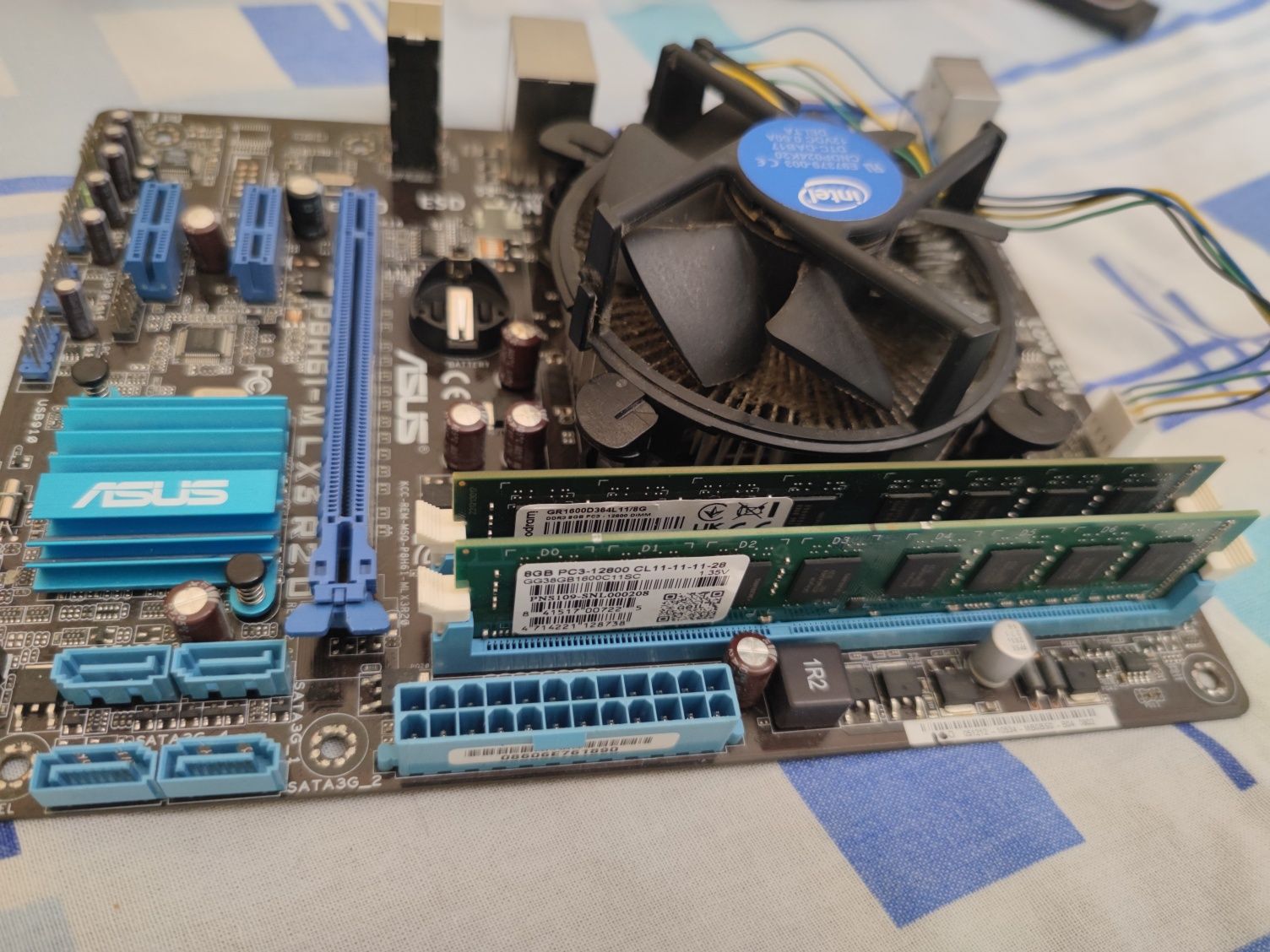 Кит набор I7 3770 + 16gb ddr3 1600mhz + материнка + кулер