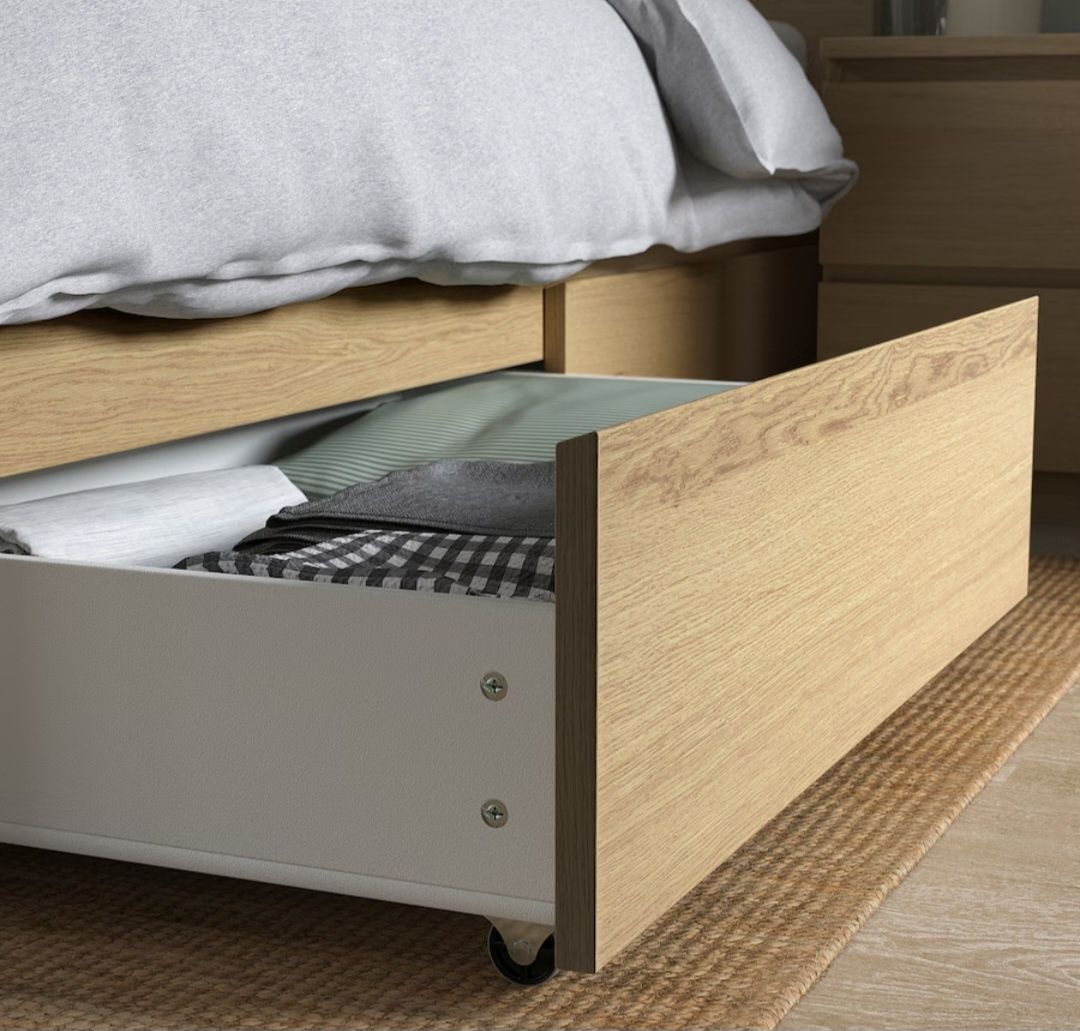 Łóżko IKEA MALM z materacem IKEA VESTERÖY stelaż szuflady jak nowe