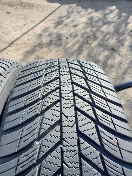 Opony caloroczne 225.65.17 Nexen 7mm 2020 rok Komplet Montaż