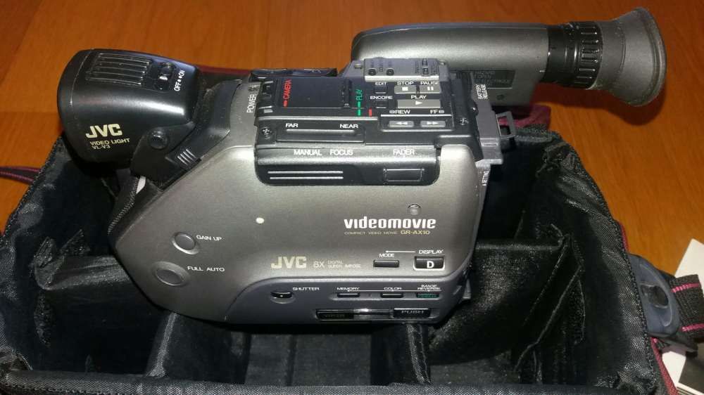 Máquina de Filmar JVC