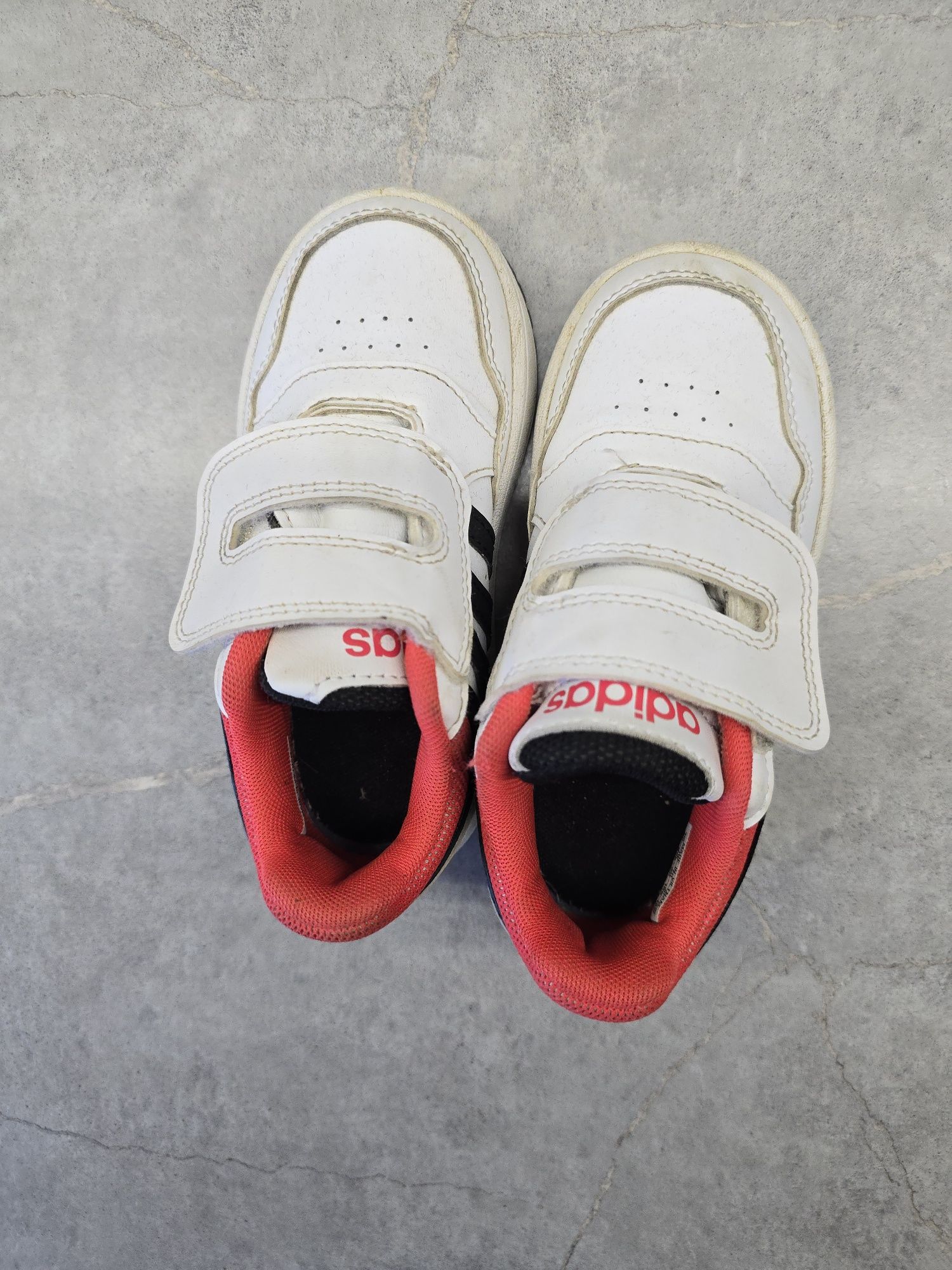 Adidas na rzep dla chłopca rozm. 26