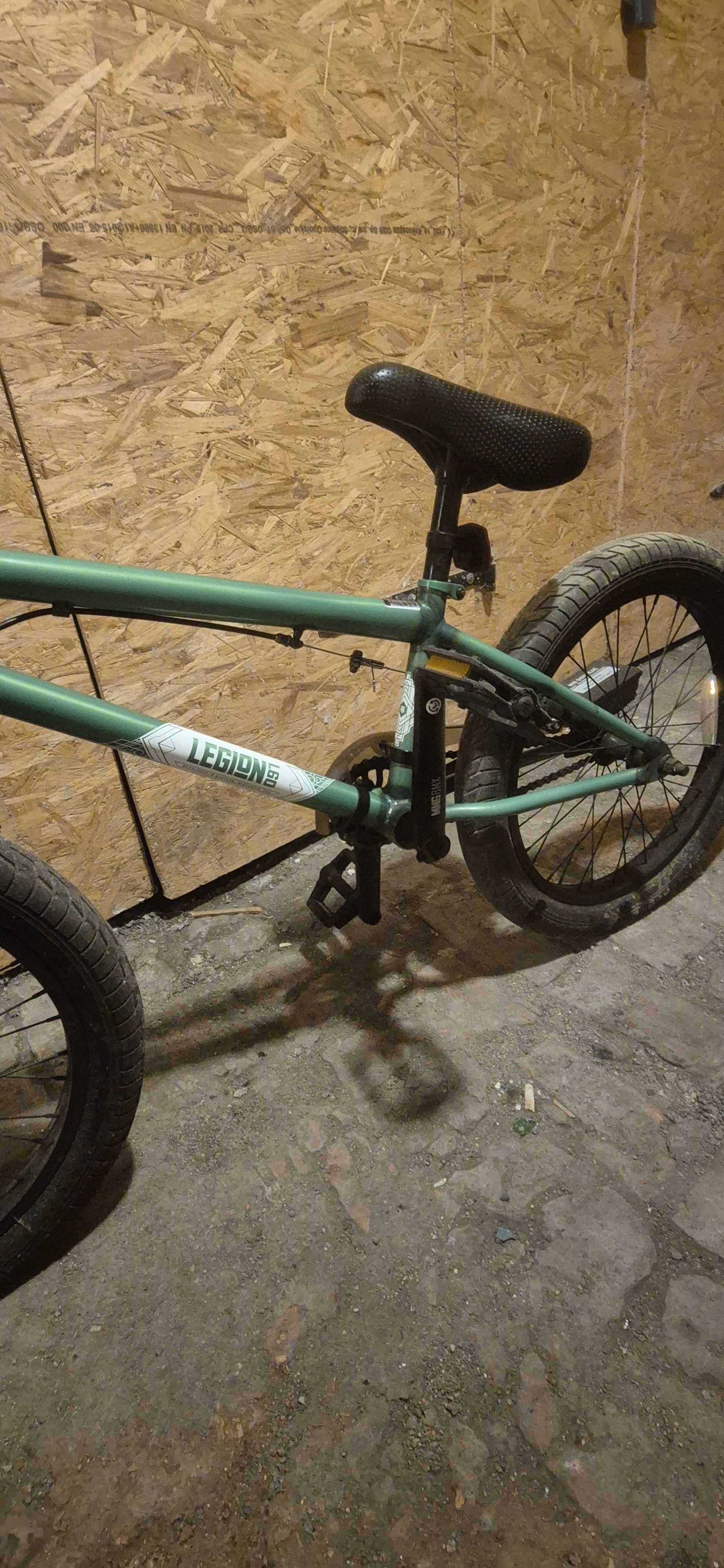 Rower BMX moongose