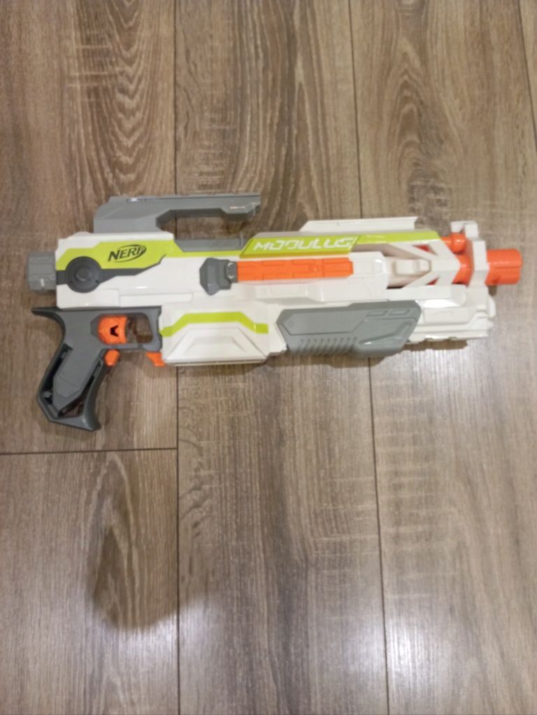 Nerf modulus pistolet na strzałki
