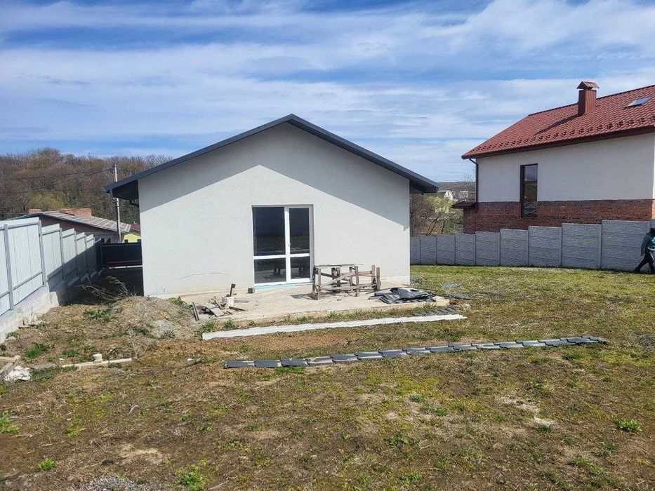 3-кімнатний будинок з продуманим плануванням та терасою Лезнево 
38396