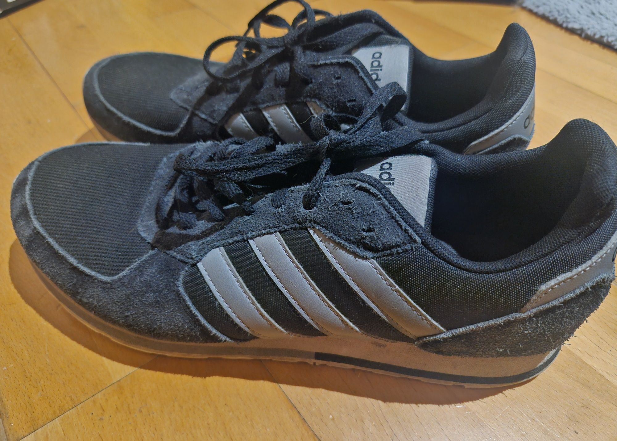 Buty adidas 8K DB1728 rozm 44 2/3