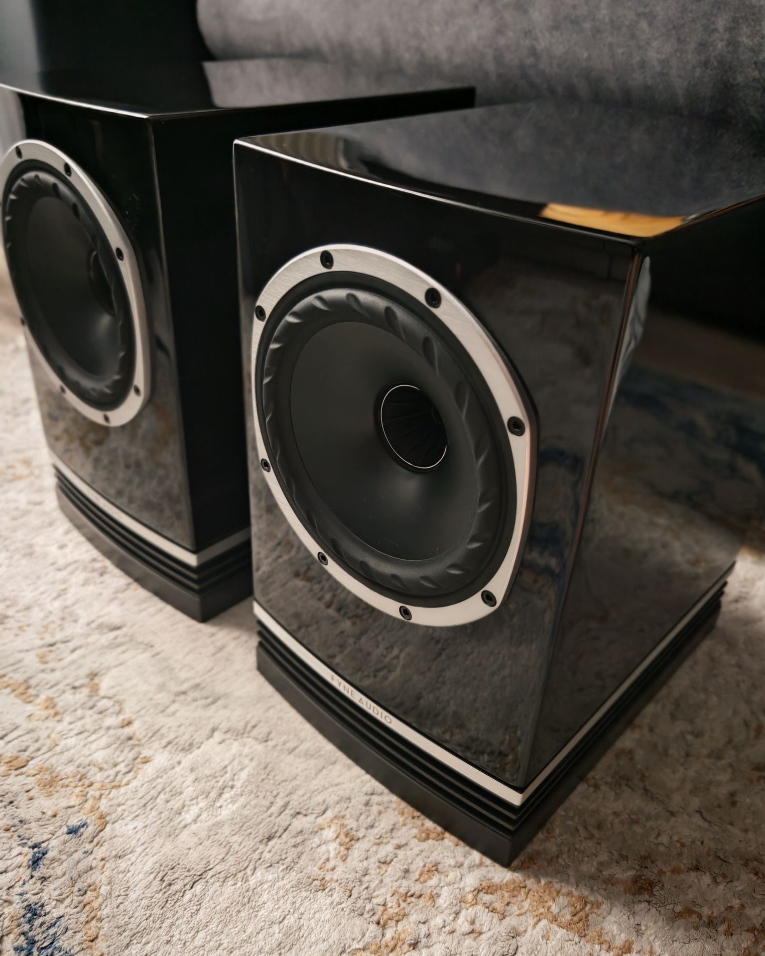 Głośniki podstawkowe Fyne Audio F500