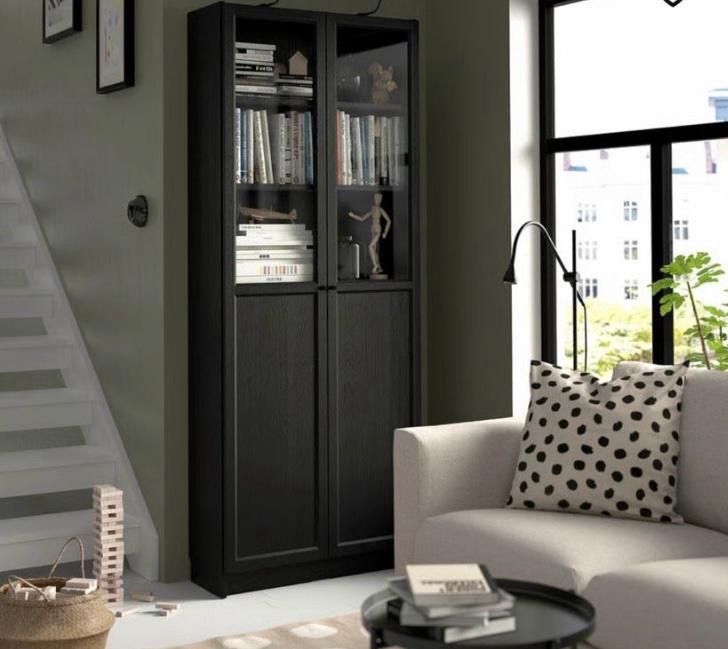 Ikea witryna szklane drzwiczki czarna biblioteczka