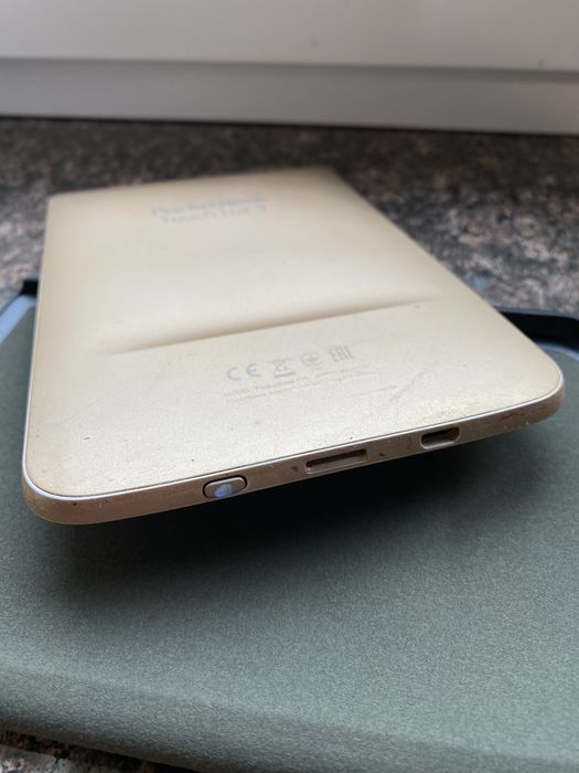 Електронна книга PocketBook 626 Touch Lux 3 з підсвіткою
