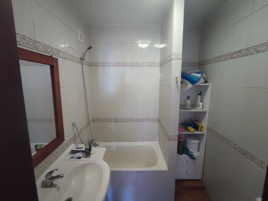 Alugo Quarto - Barreiro