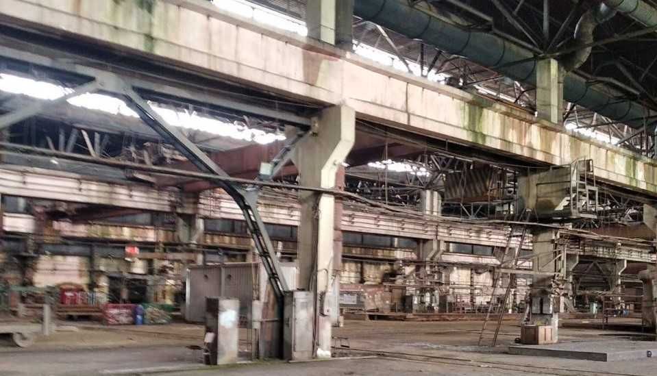 Завод від 30000 - 70000 м2 , мостові крани, підстанція 110/10кВ (10МВ)