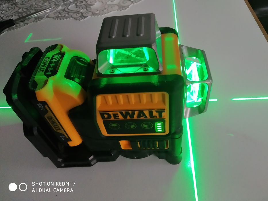 Poziomica laserowa laser krzyzowy DeWALT 360 zielony